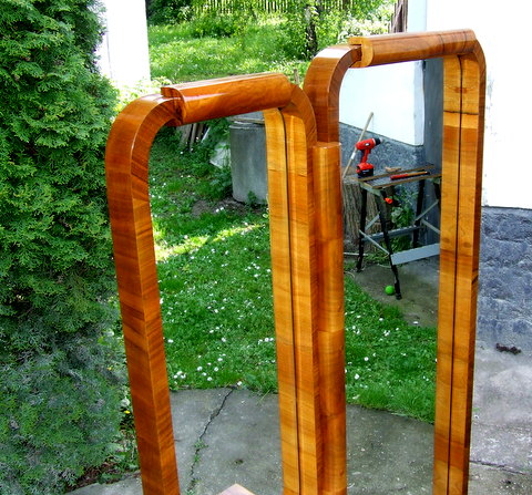 Art Deco Walnut Dressing Table.